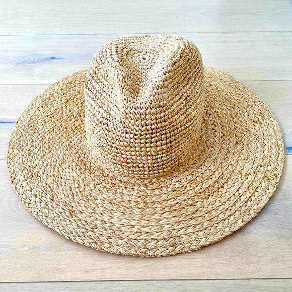 Soft woven straw hat - Picture 1 of 4